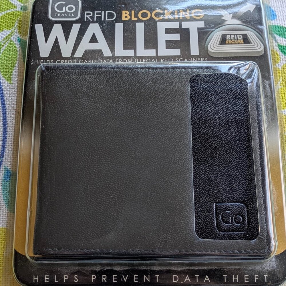 New in package Go Travel RFID Blocking Wallet Genuine leather Black